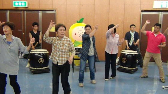 跳楽舞練習